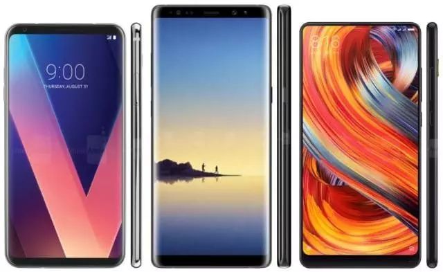 各機種のディスプレイ比較