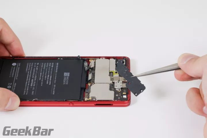 マザーボード定着用ストッパー