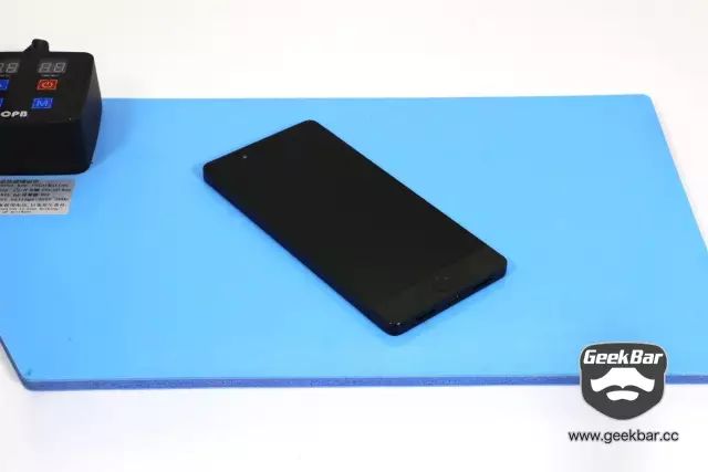 バックカバーを加熱