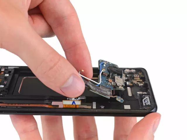 マザーボード背面部品配置