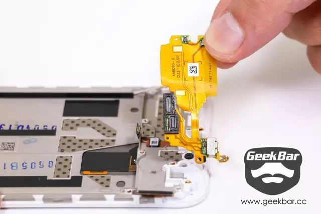 サブボードを取り外す