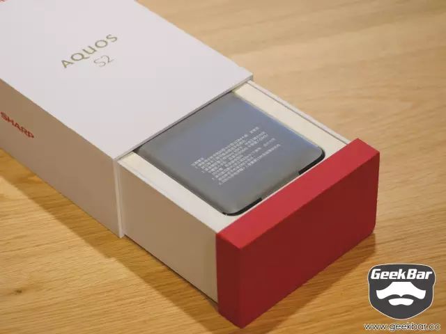 AQUOS S2開封の儀