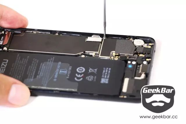 スクリーン配線を取り外す