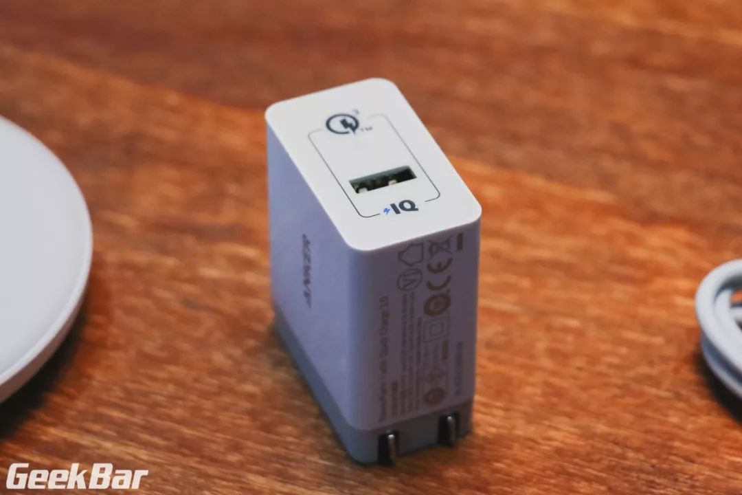 Anker充電アダプター