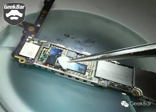 マザーボードのクリーニング