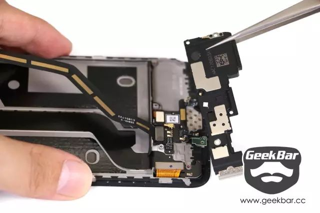 ボリュームキャビティを取り外す