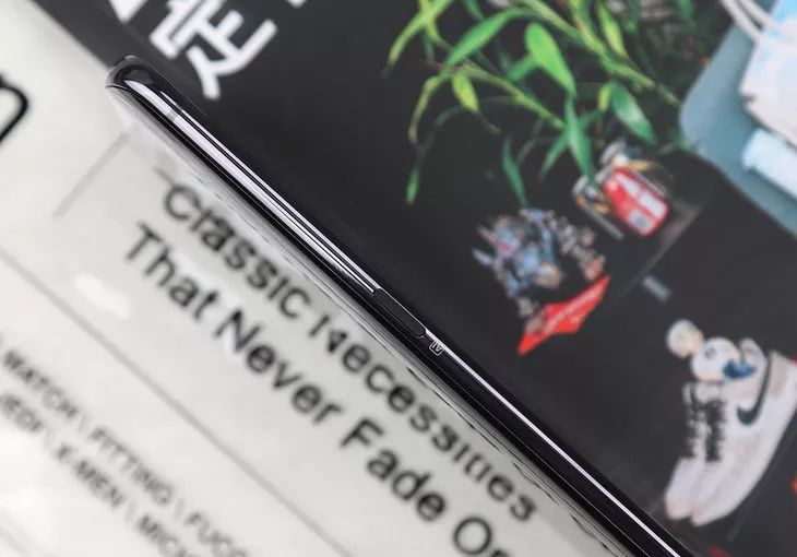 AIボタン|Vivo NEX レビュー