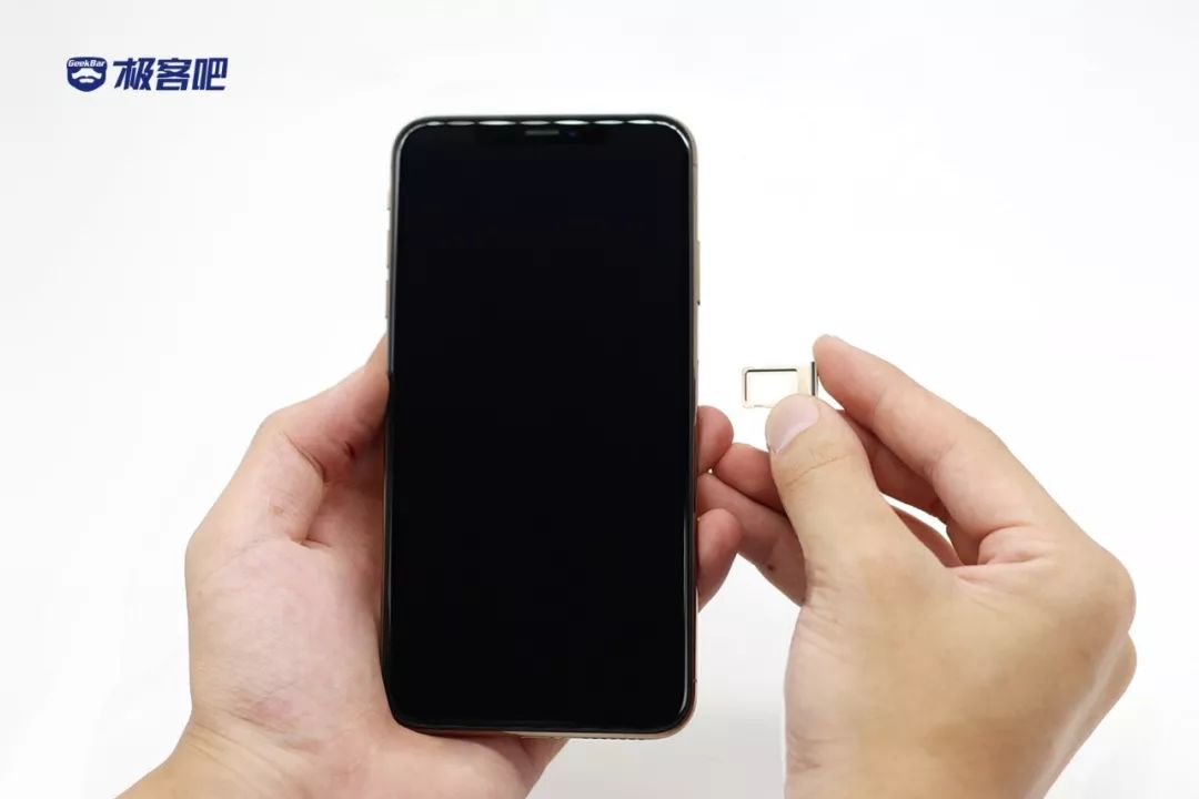 シャットダウン | iPhone XS Max分解