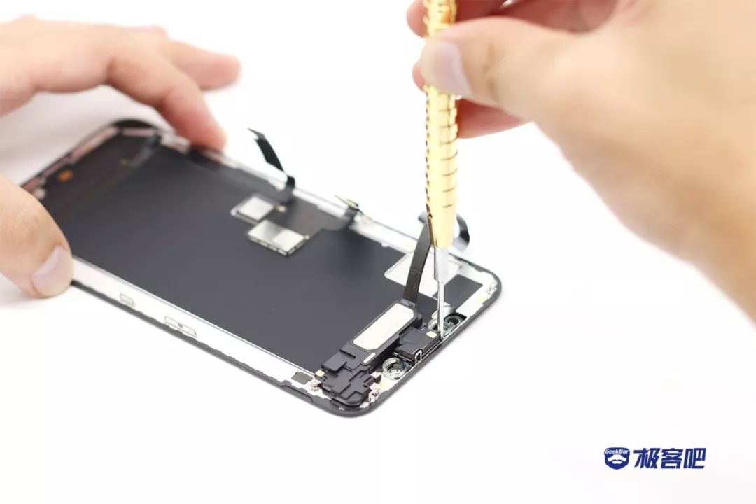 ディスプレイを分解する | iPhone XS Max分解