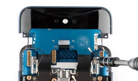 ネジを取り外す