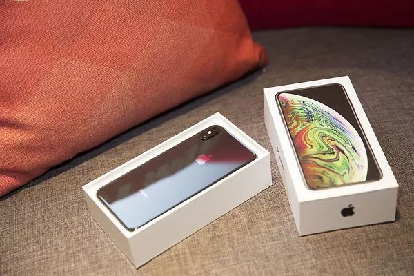 新iPhoneXS MAX 開封