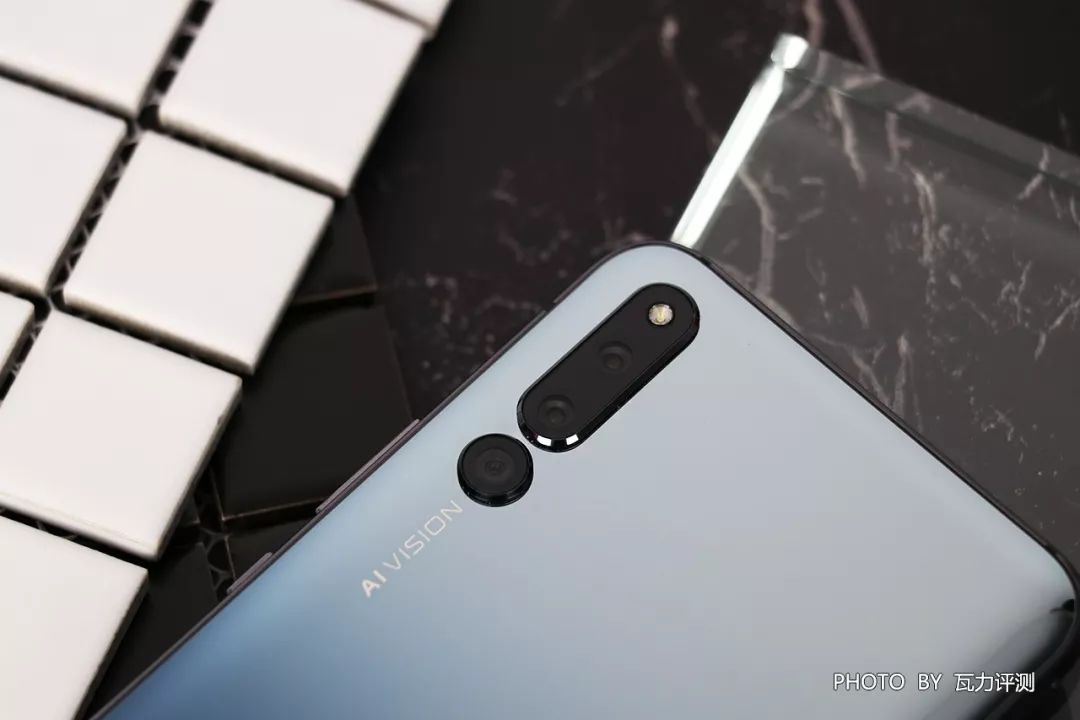 Magic2　アウトカメラ