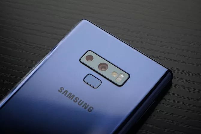 Galaxy Note9のバックカメラ