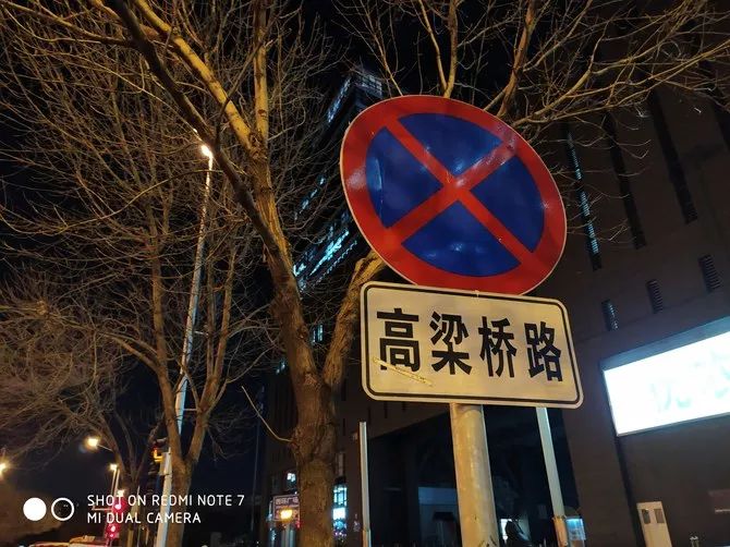 弱光シーンの撮影写真サンプル