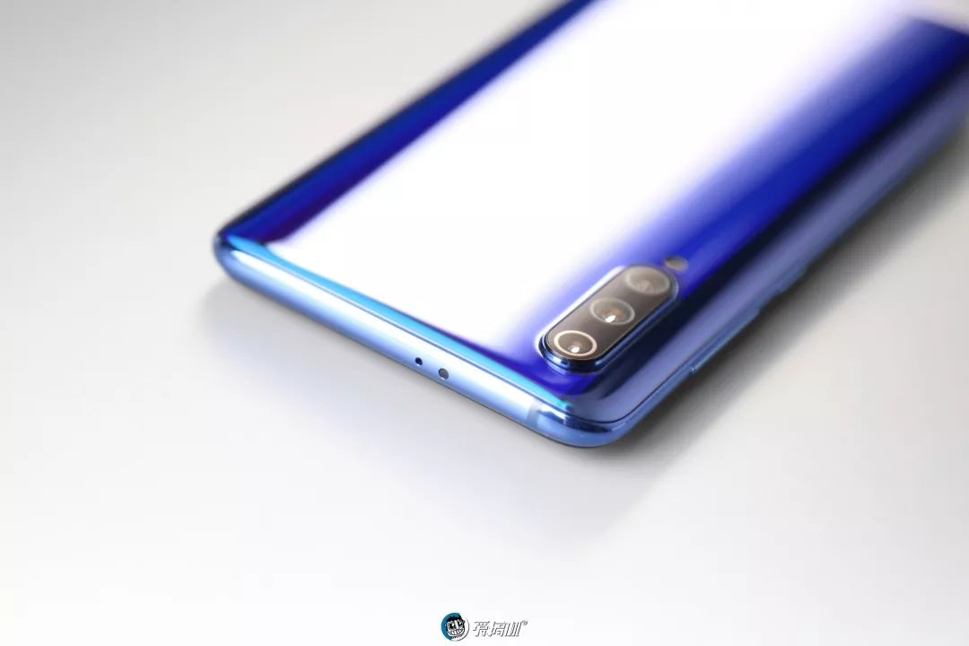 シャオミ9頂部部品配列