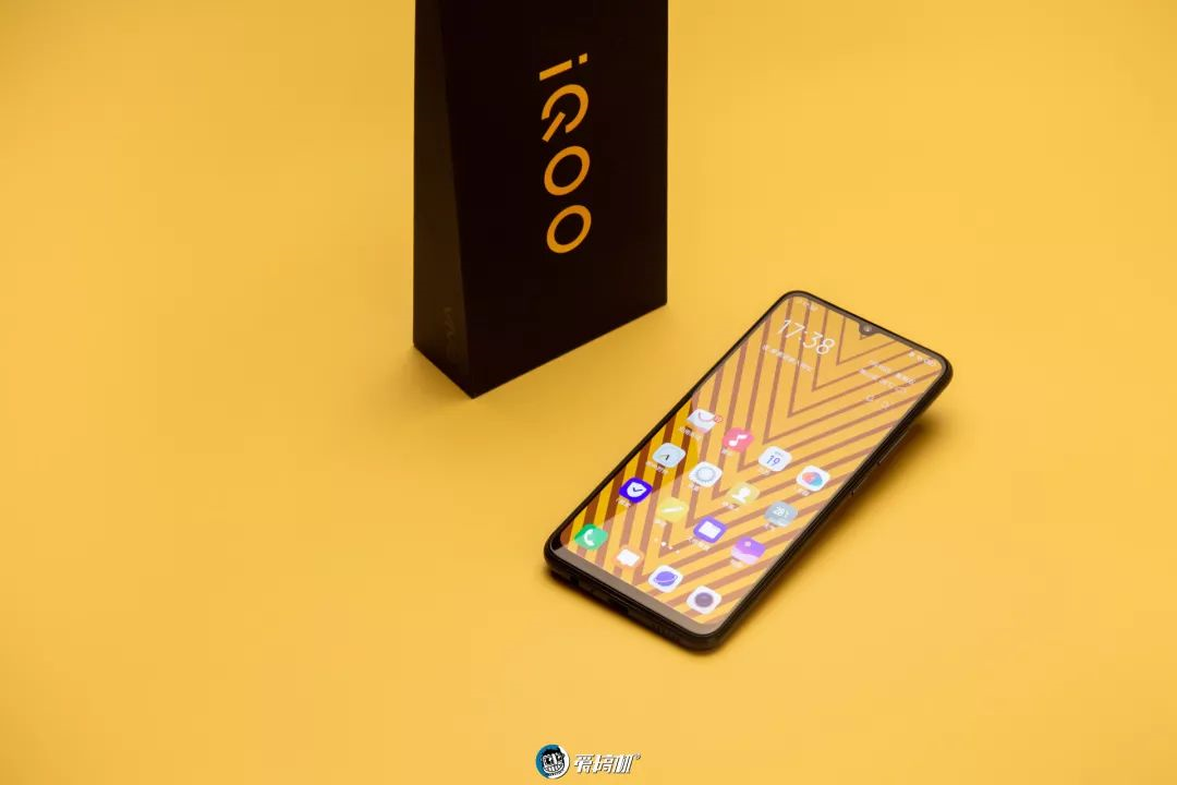 iQoo Neoのデザイン