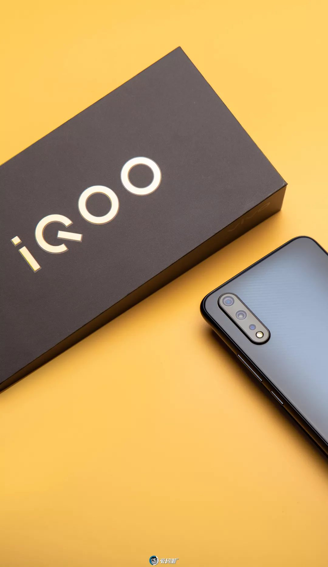 iQoo Neoのデザイン