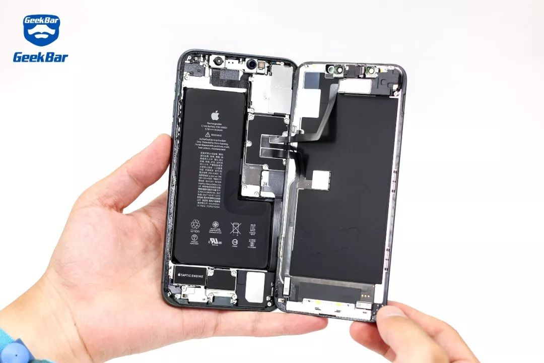 本体内部のパーツ配置