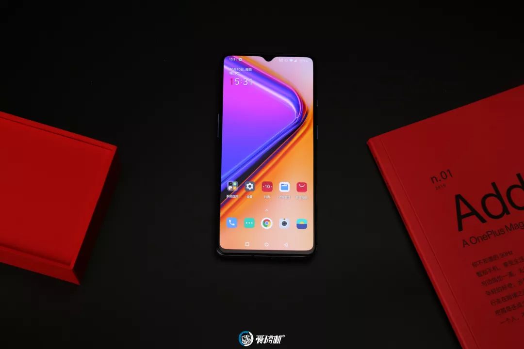 OnePlus 7 限定色レッド 本体 OnePlus 7 レビュー : 価格と性能のグッドバランス | HanpenBlog