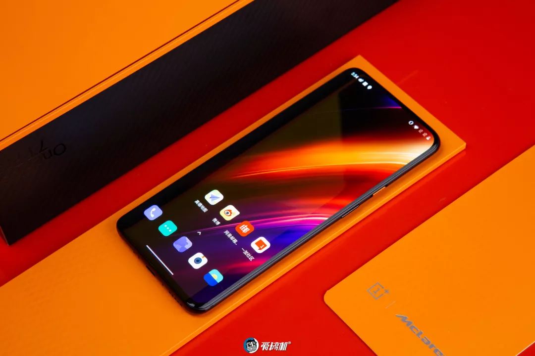 OnePlus 7T Pro McLaren