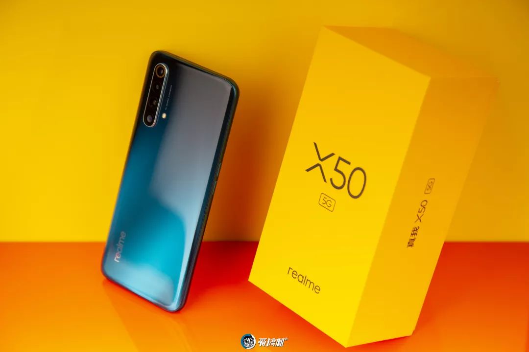 realme X50外観デザイン
